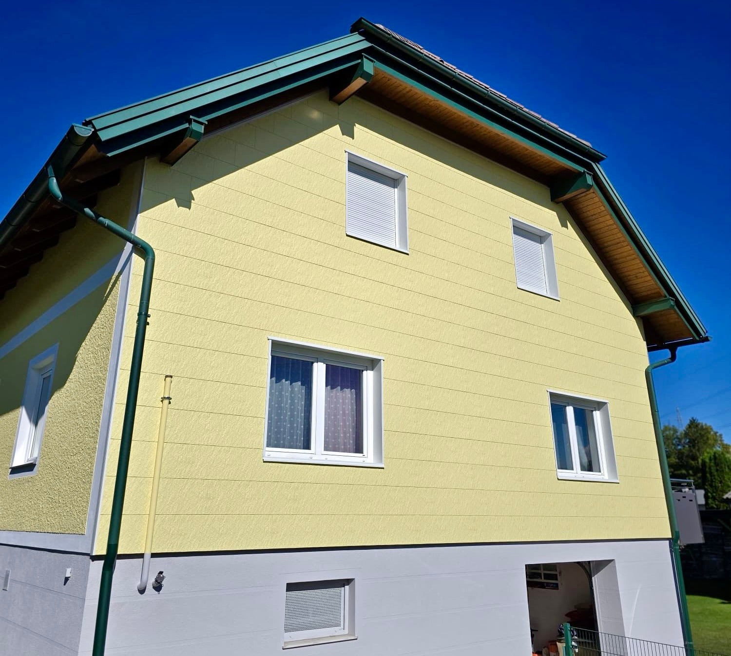Zierer - Putzstruktur Gelb